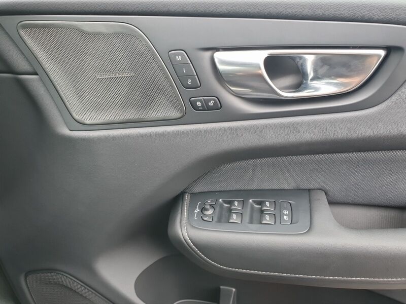 More views of Volvo XC60