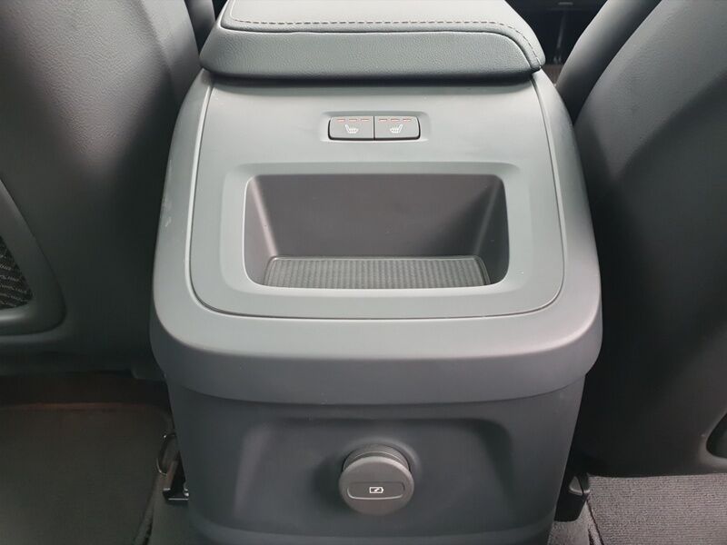 More views of Volvo XC60
