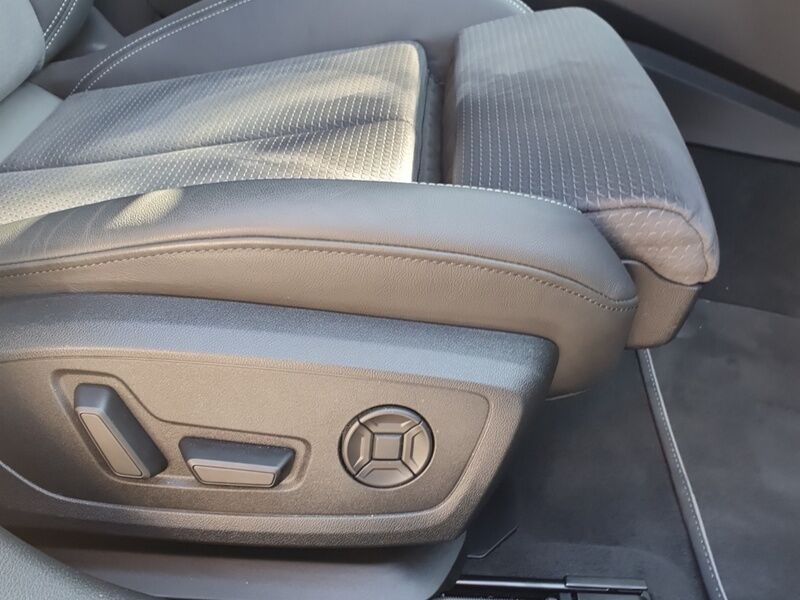 More views of Audi A6