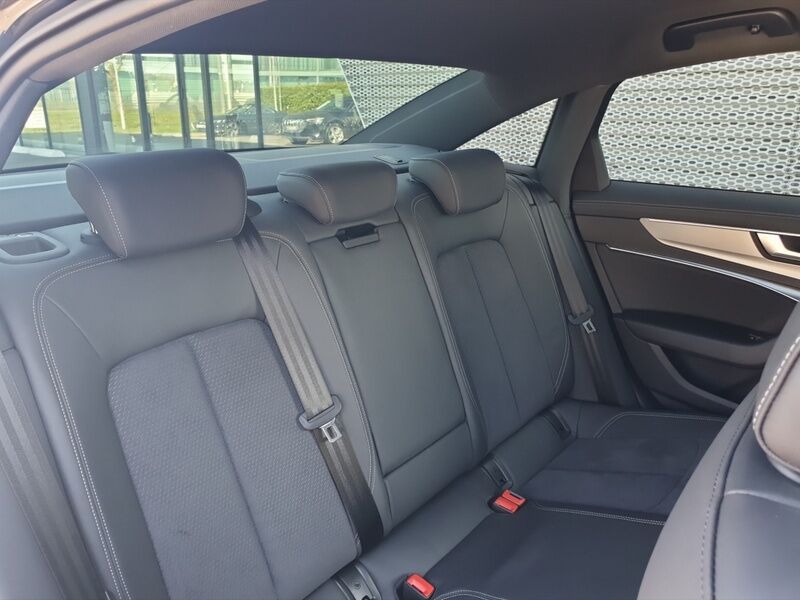 More views of Audi A6