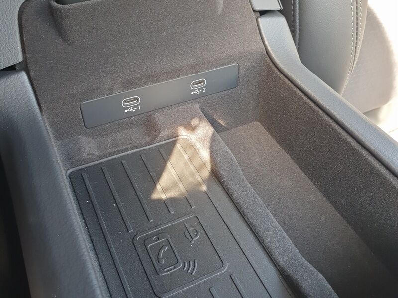 More views of Audi A6