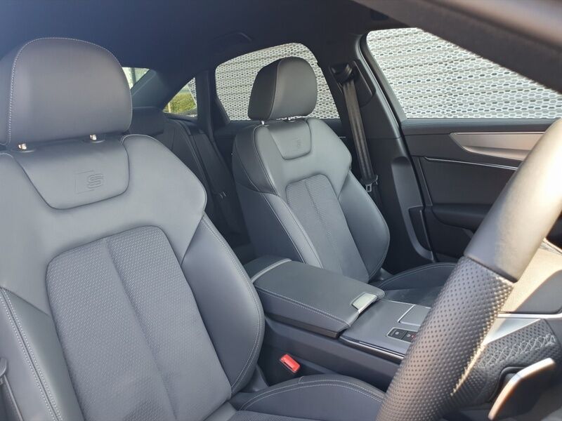 More views of Audi A6