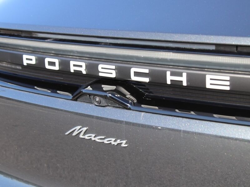 More views of Porsche Macan