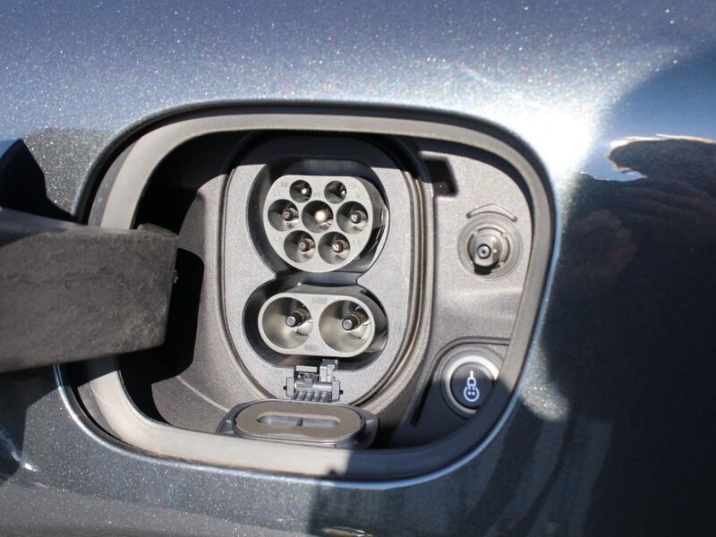 More views of Porsche Macan