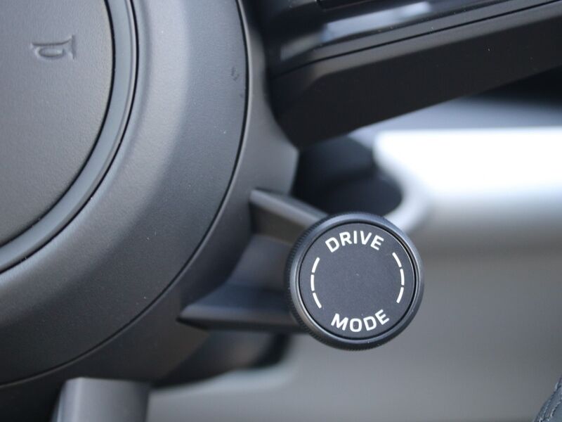 More views of Porsche Macan