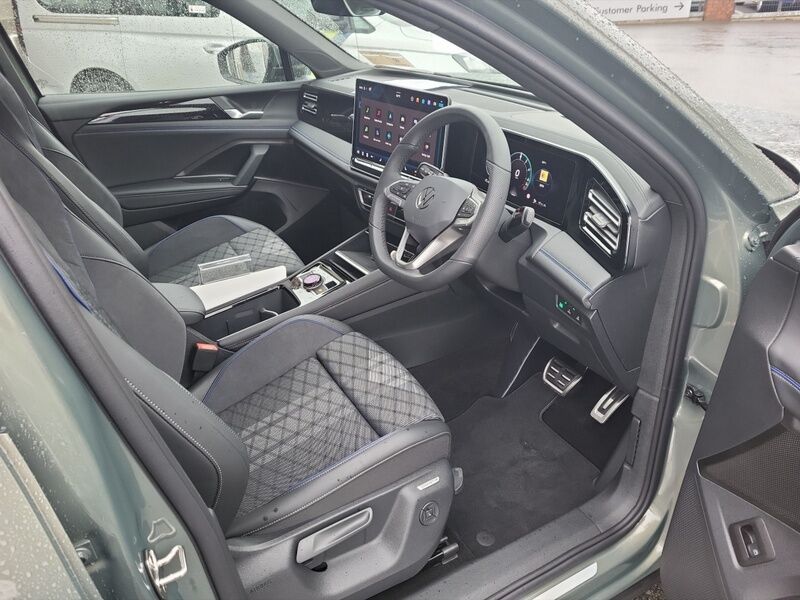 More views of Volkswagen Tiguan