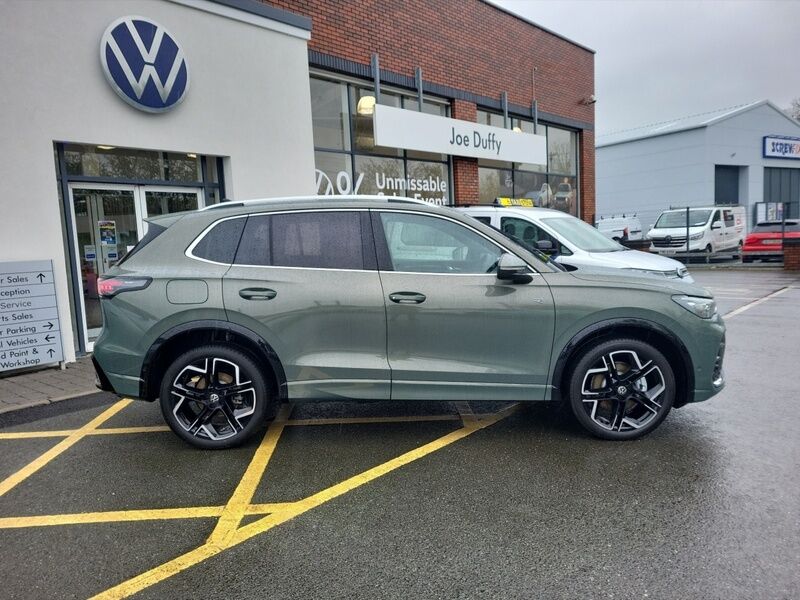More views of Volkswagen Tiguan