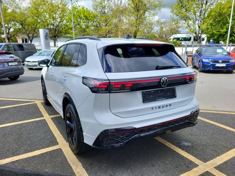 More views of Volkswagen Tiguan