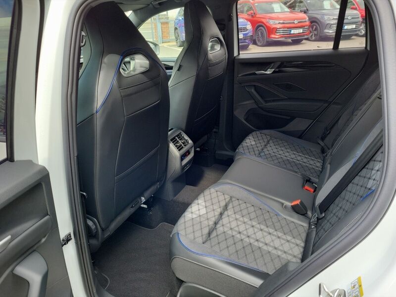 More views of Volkswagen Tiguan