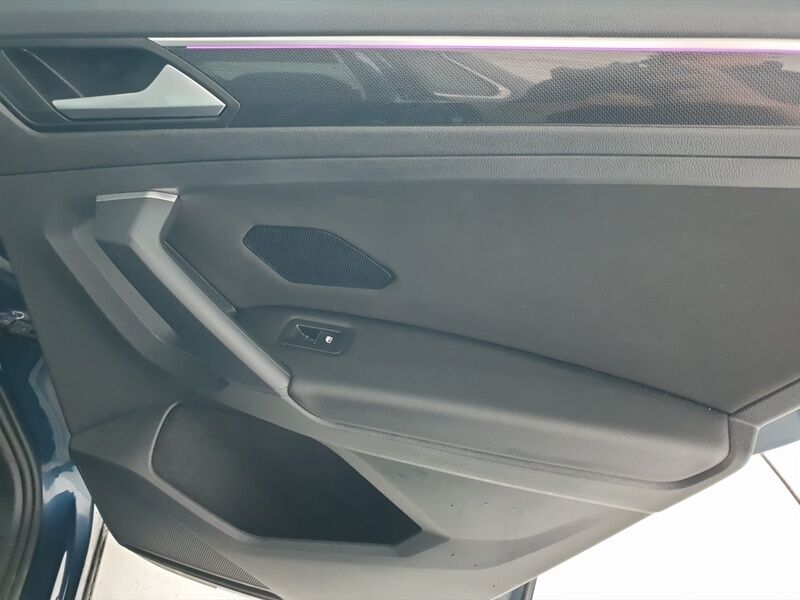More views of Volkswagen Tiguan