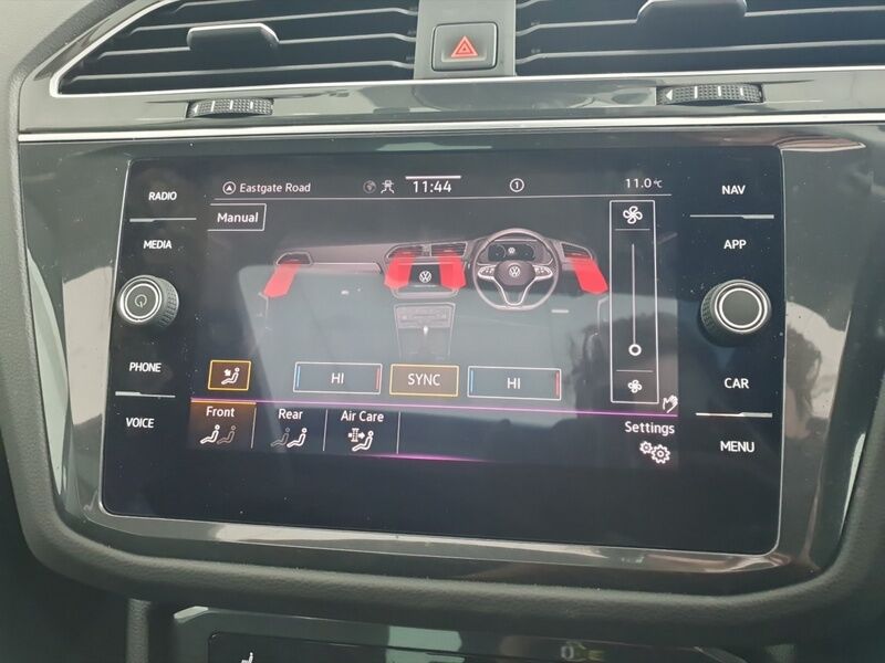 More views of Volkswagen Tiguan