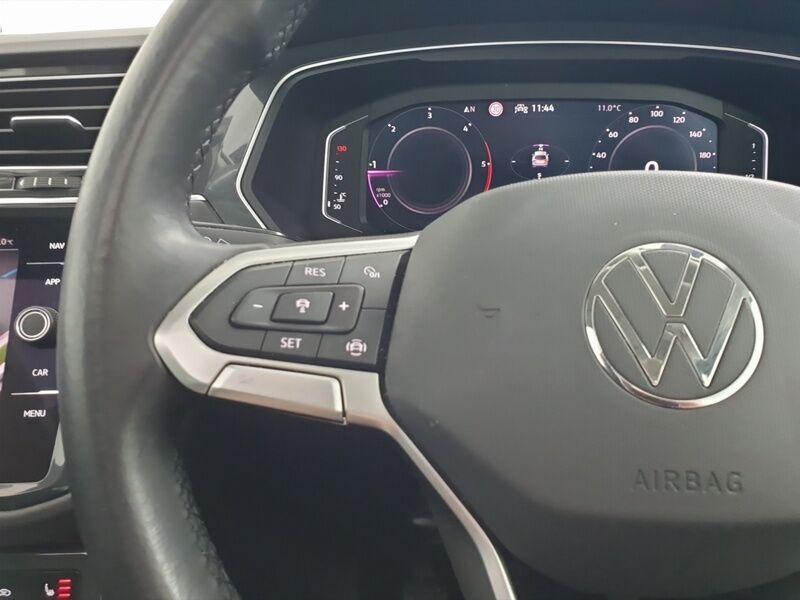 More views of Volkswagen Tiguan