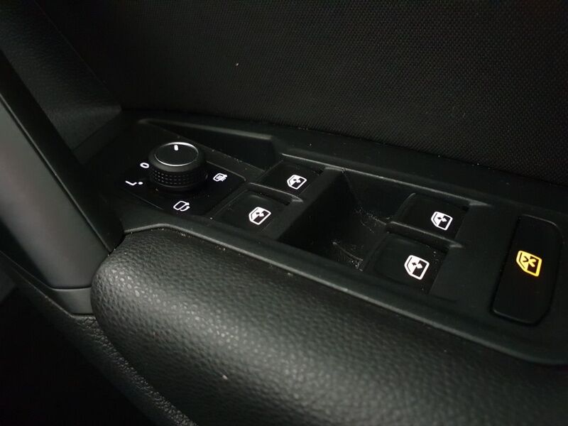 More views of Volkswagen Tiguan