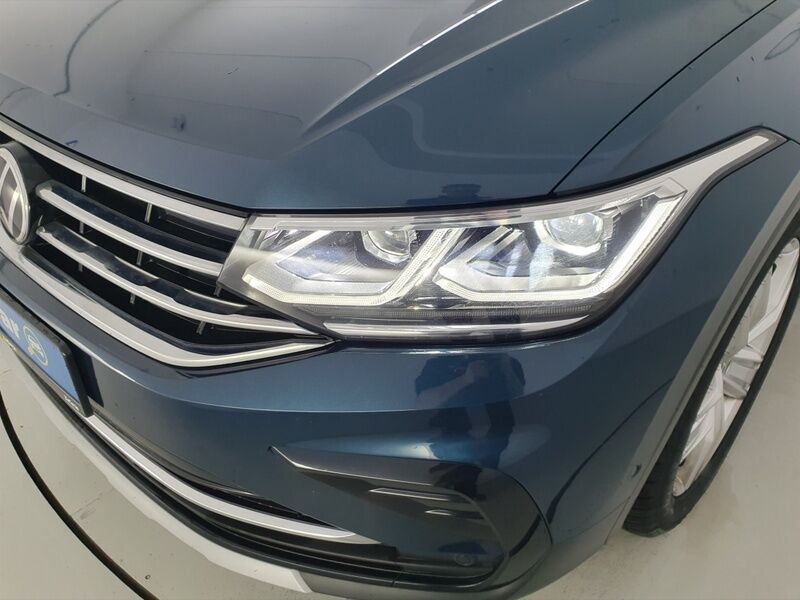 More views of Volkswagen Tiguan
