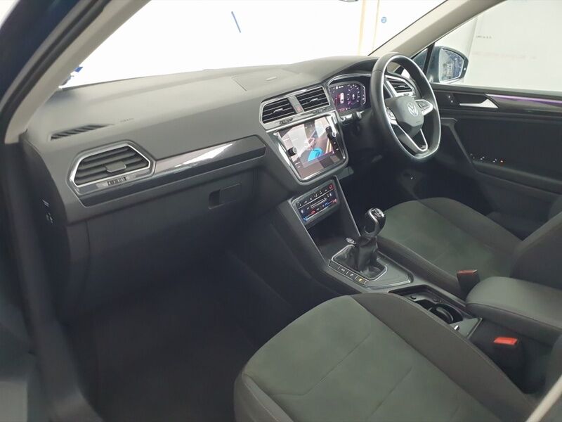 More views of Volkswagen Tiguan