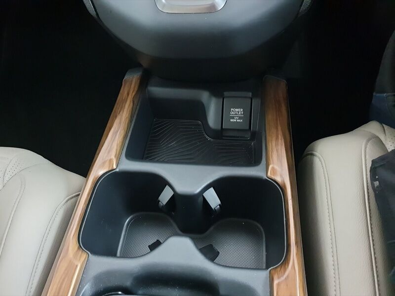 More views of Honda CR-V