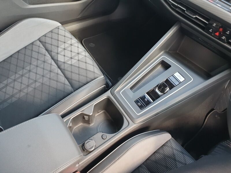 More views of Volkswagen Golf