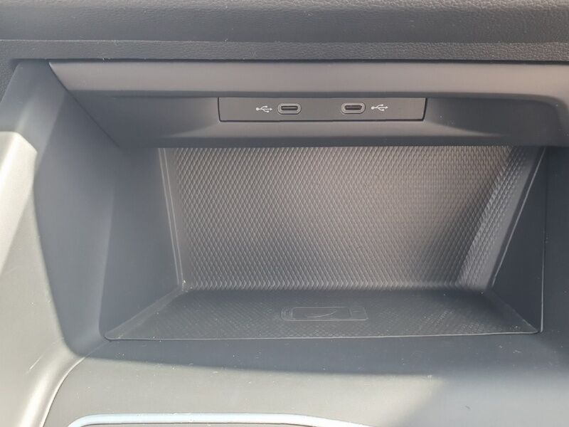 More views of Volkswagen Golf