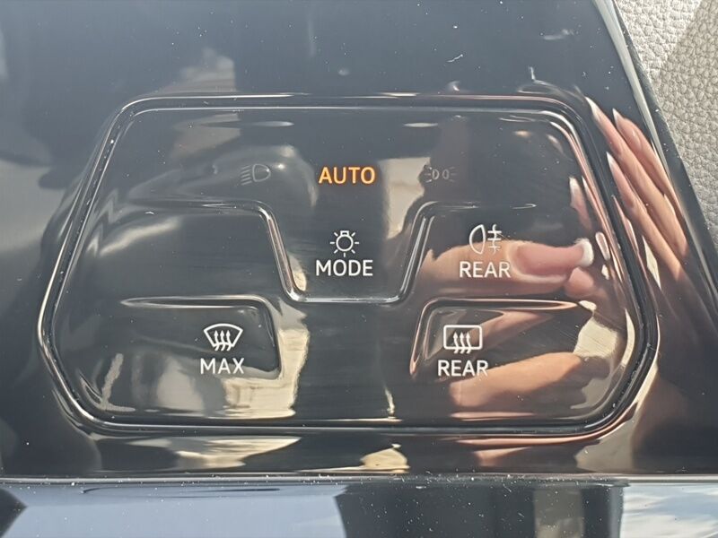 More views of Volkswagen Golf