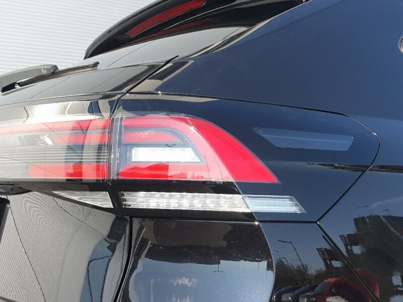 More views of Volkswagen Taigo