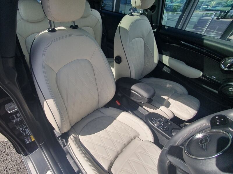 More views of MINI Hatch