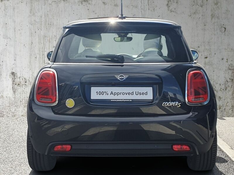 More views of MINI Hatch