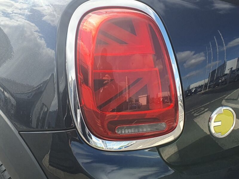 More views of MINI Hatch