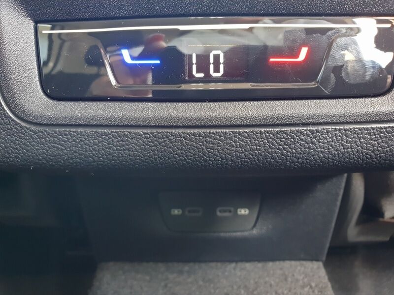 More views of Volkswagen Golf