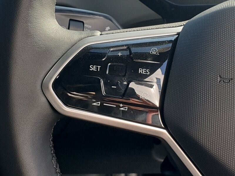 More views of Volkswagen ID.5