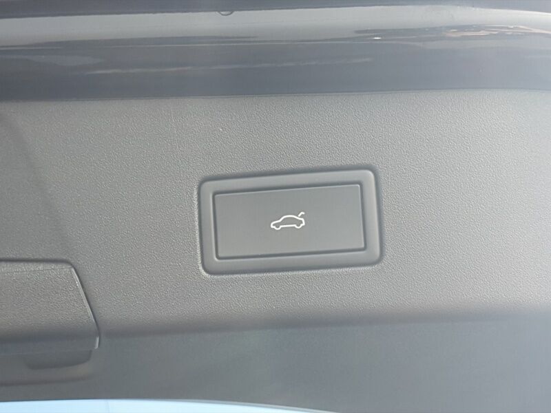 More views of Volkswagen ID.5