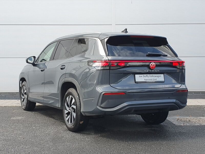 More views of Volkswagen Tayron