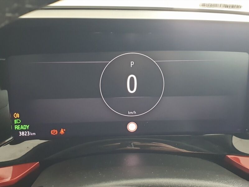 More views of Opel Mokka