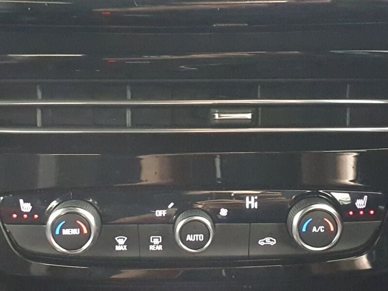 More views of Opel Mokka