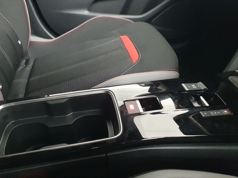 More views of Opel Mokka