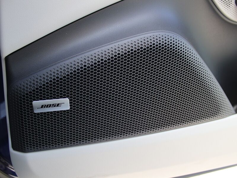More views of Porsche Macan