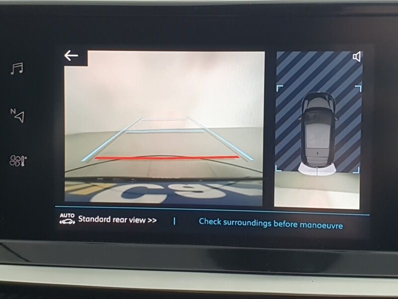 More views of Peugeot 208