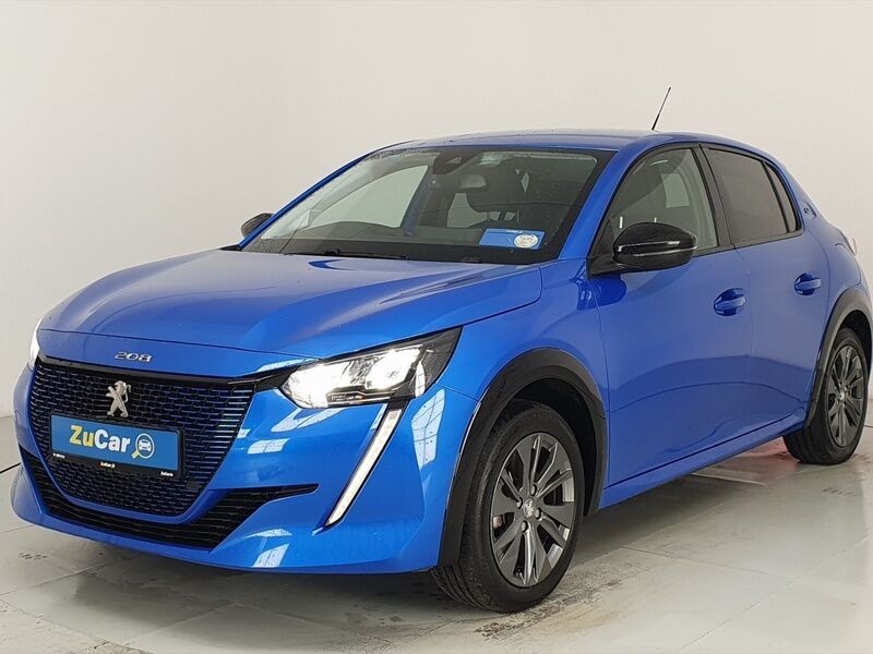 More views of Peugeot 208