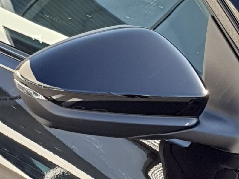 More views of Audi A6 Avant e-tron