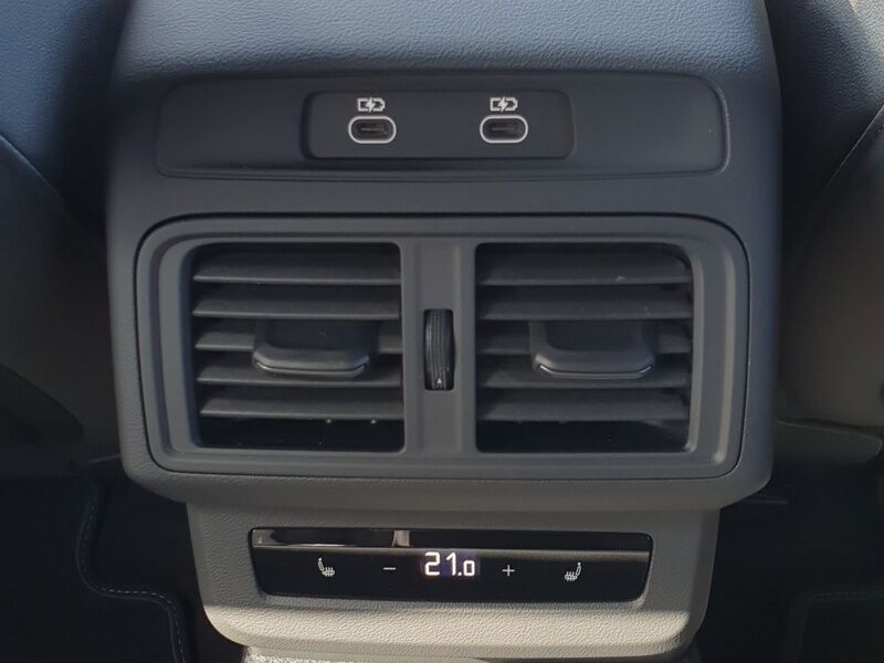 More views of Audi Q5