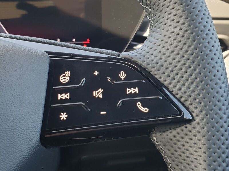More views of Audi Q5