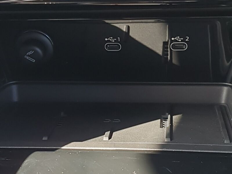 More views of Audi Q5