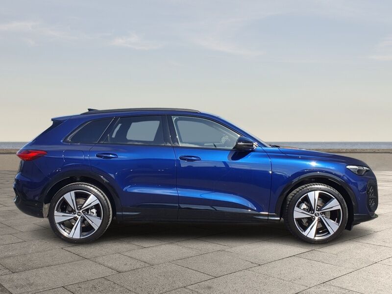 More views of Audi Q5