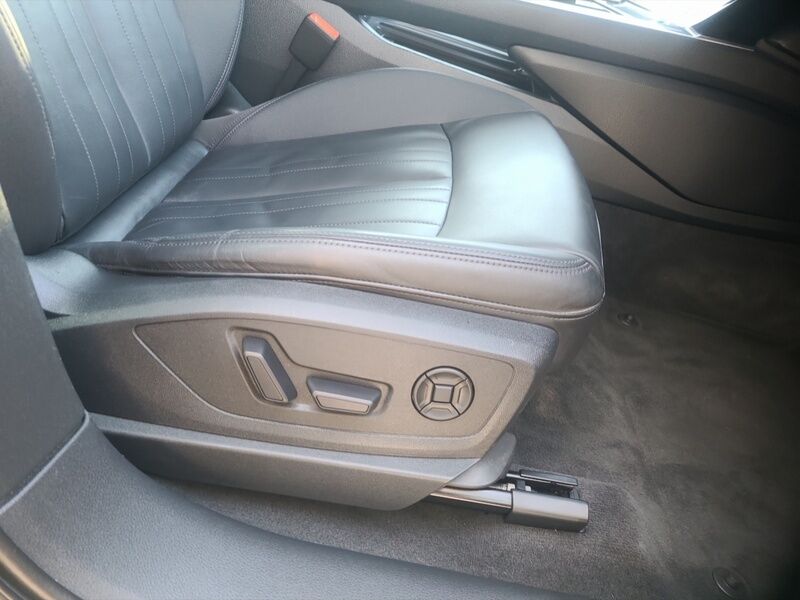 More views of Audi E-Tron
