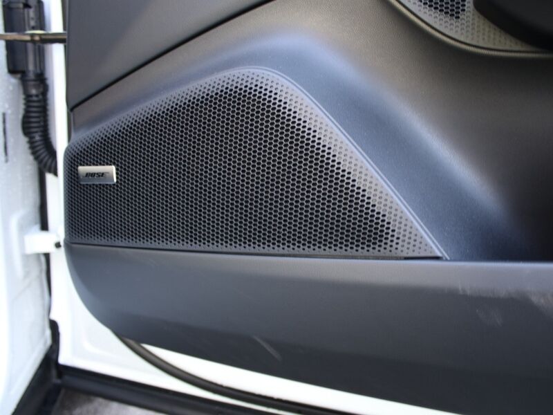 More views of Porsche Macan