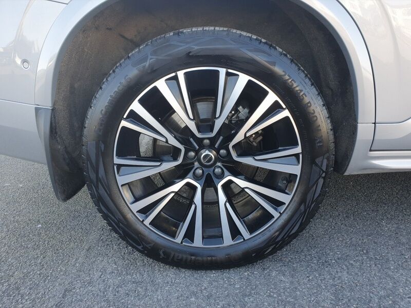 More views of Volvo XC90