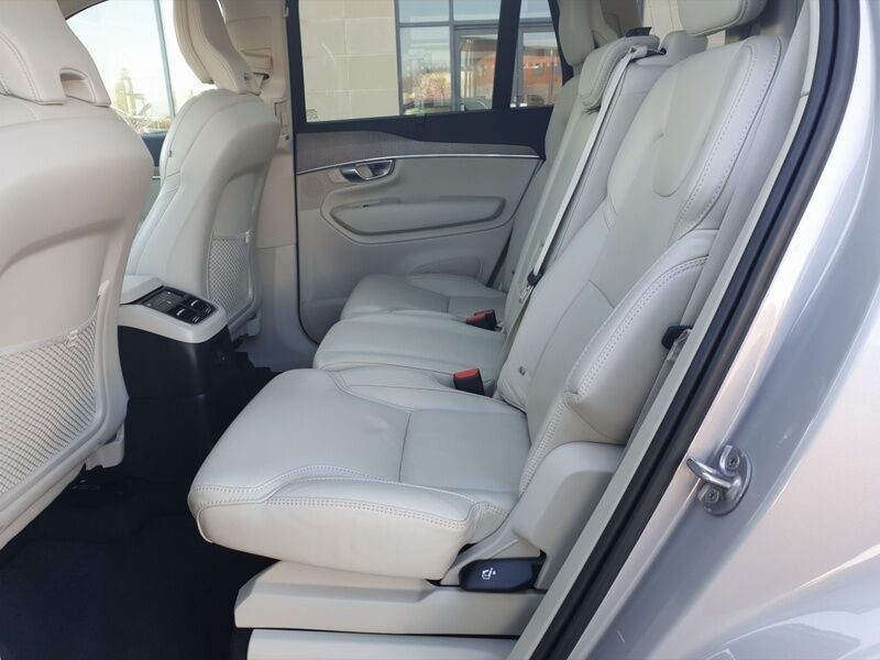 More views of Volvo XC90