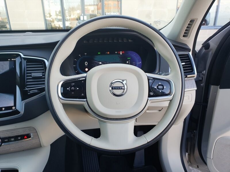 More views of Volvo XC90