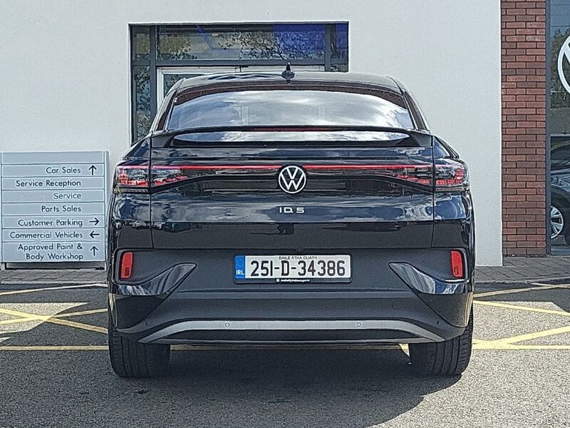 More views of Volkswagen ID.5