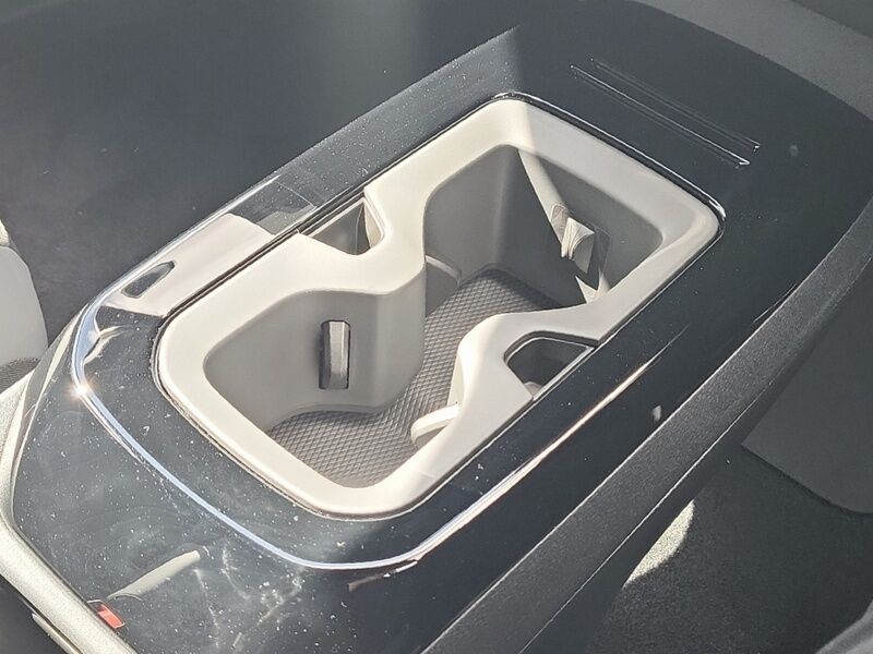 More views of Volkswagen ID.5