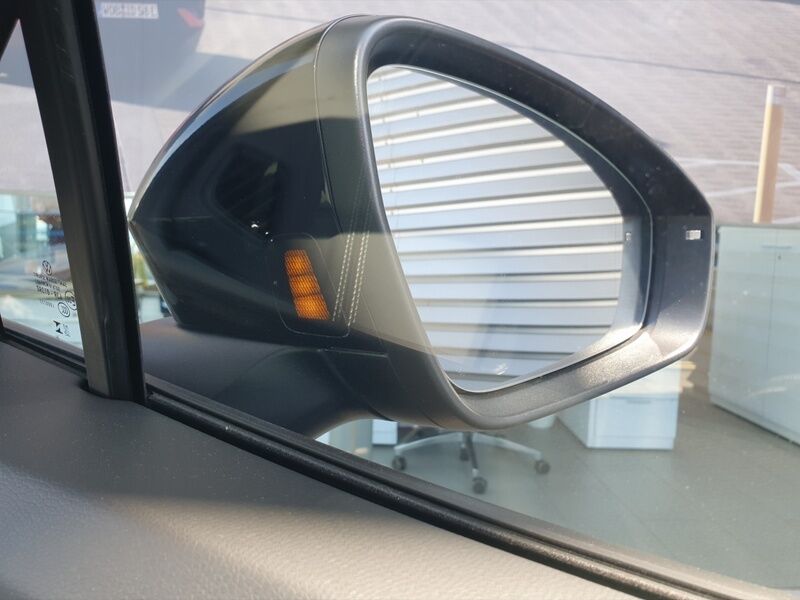 More views of Volkswagen ID.4